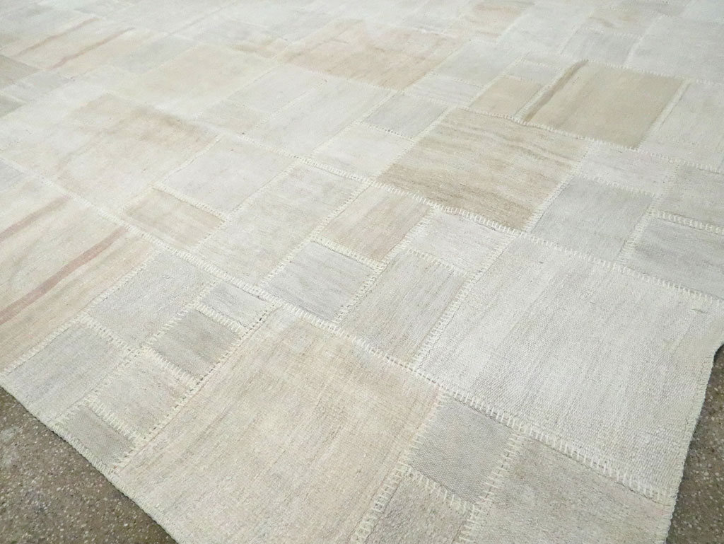 Modern Turkish Flatweave Kilim, No.30577 - Galerie Shabab