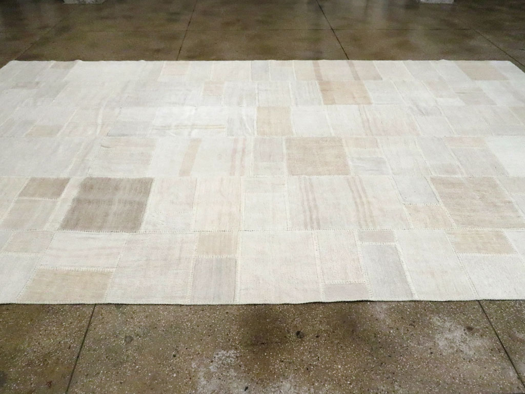 Contemporary Turkish Flatweave Kilim Patchwork Large Gallery Carpet, No.30580 - Galerie Shabab
