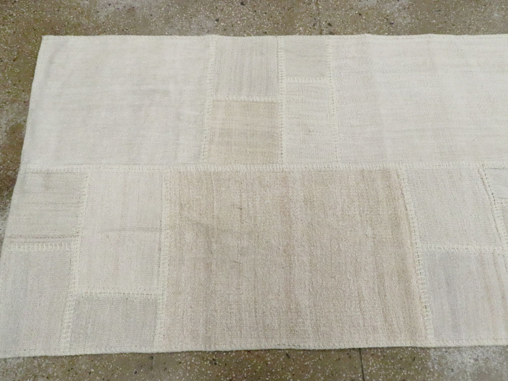 Contemporary Turkish Flatweave Kilim Patchwork Runner, No.30581 - Galerie Shabab