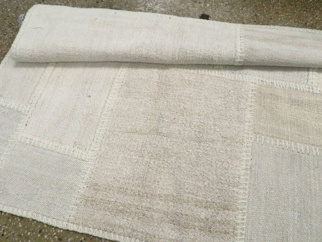 Contemporary Turkish Flatweave Kilim Patchwork Runner, No.30581 - Galerie Shabab