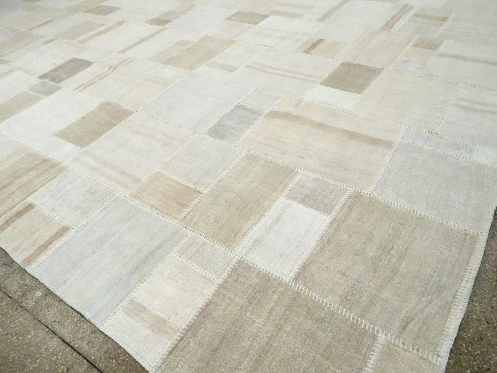 Modern Turkish Flatweave Kilim, No.30584 - Galerie Shabab