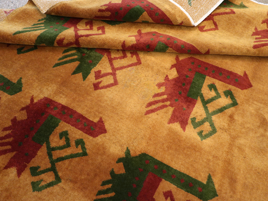 Vintage Turkish Art Deco Accent Carpet, No.30586 - Galerie Shabab