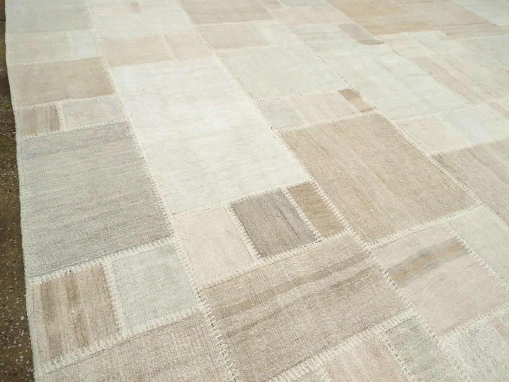 Modern Turkish Flatweave Kilim, No.30587 - Galerie Shabab