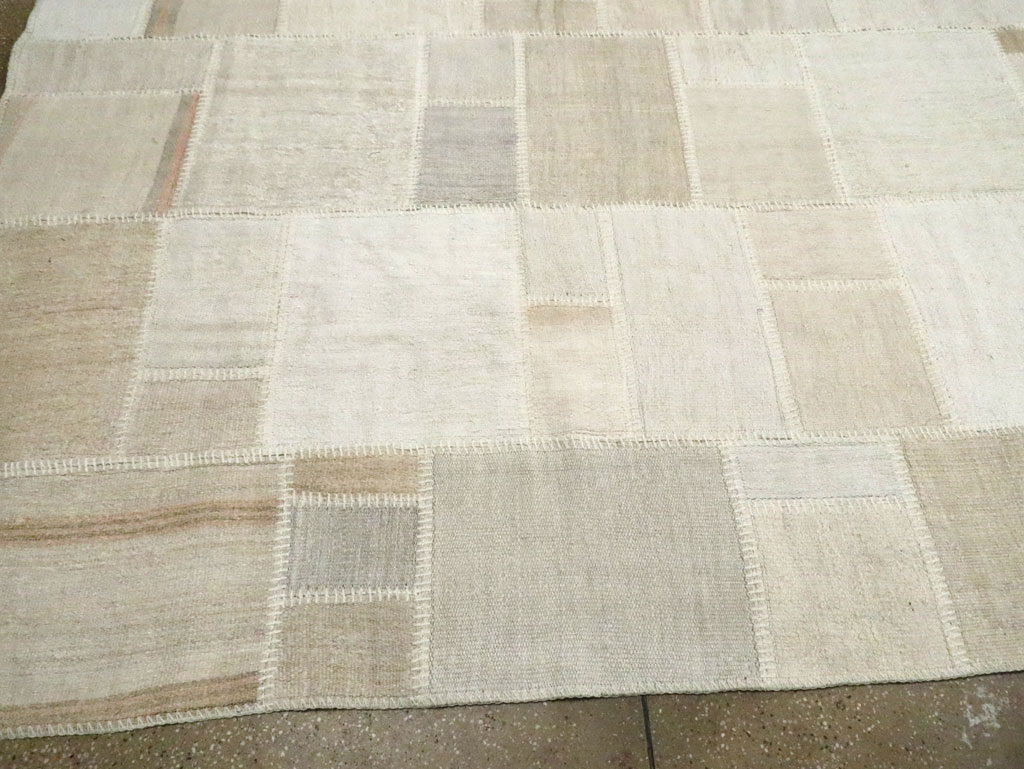 Modern Turkish Flatweave Kilim, No.30587 - Galerie Shabab