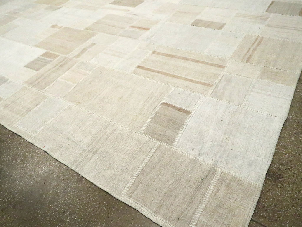 Modern Turkish Flatweave Kilim, No.30587 - Galerie Shabab