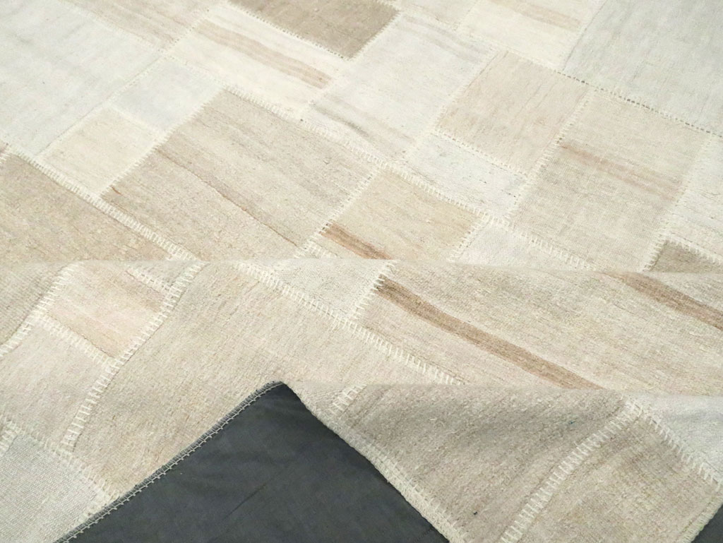 Modern Turkish Flatweave Kilim, No.30587 - Galerie Shabab