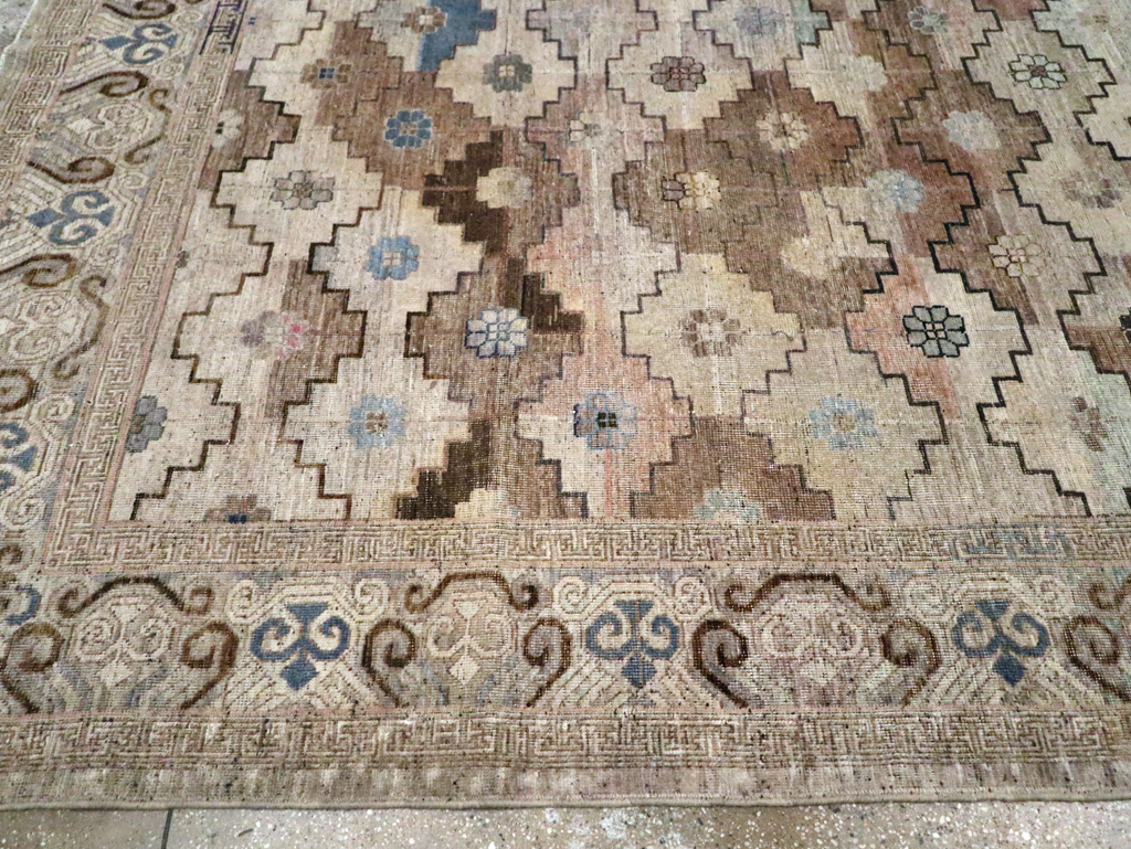 Modern Khotan Carpet, No.30589 - Galerie Shabab