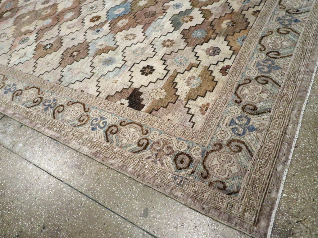 Modern Khotan Carpet, No.30589 - Galerie Shabab