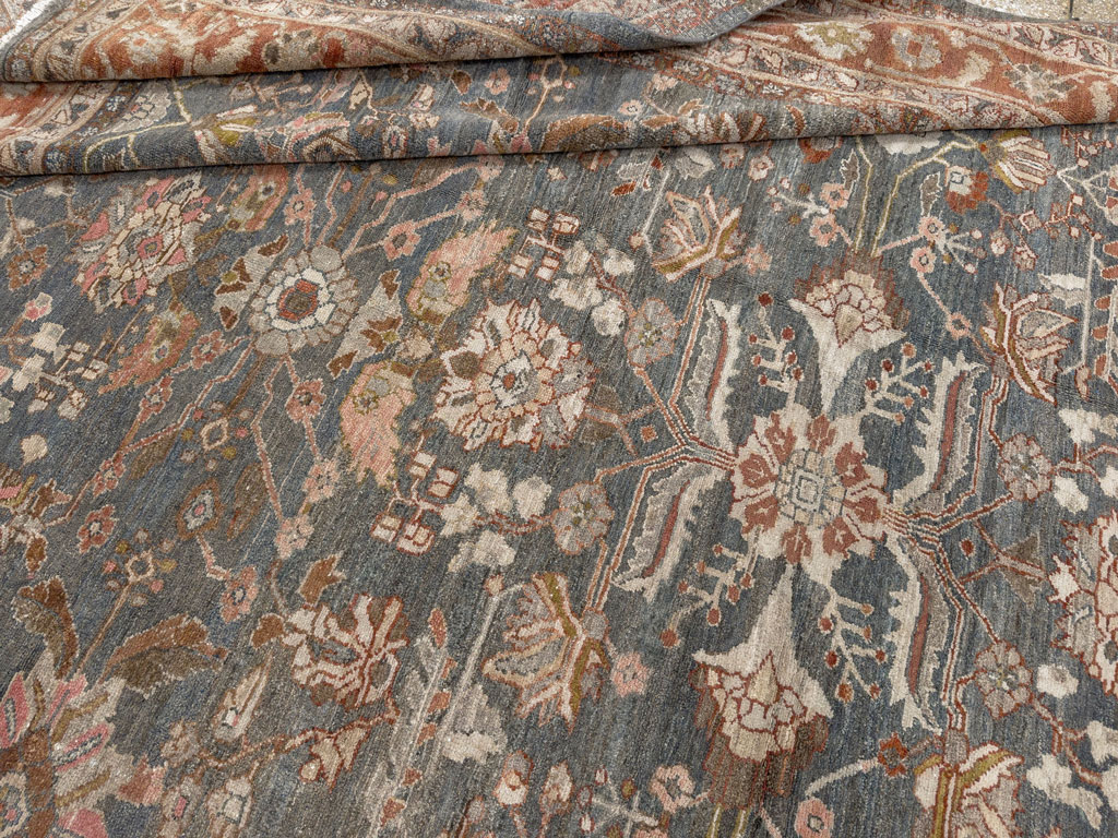 Antique Persian Bibikabad Room Size Carpet, No.30597 - Galerie Shabab