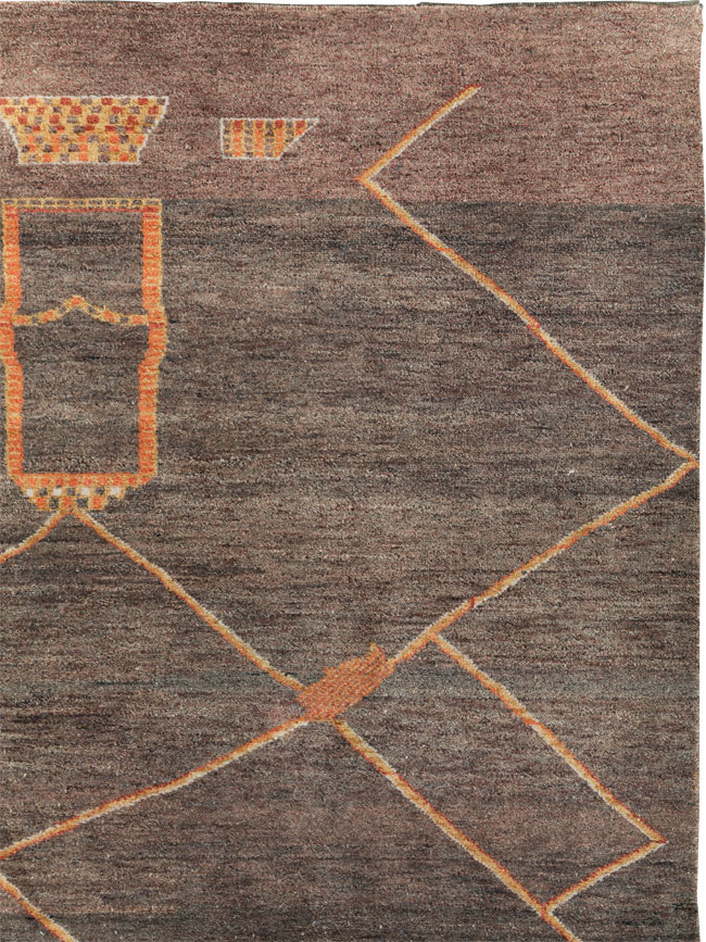 Persian Gabbeh Inspired Turkish Room Size Carpet, No.30598 - Galerie Shabab