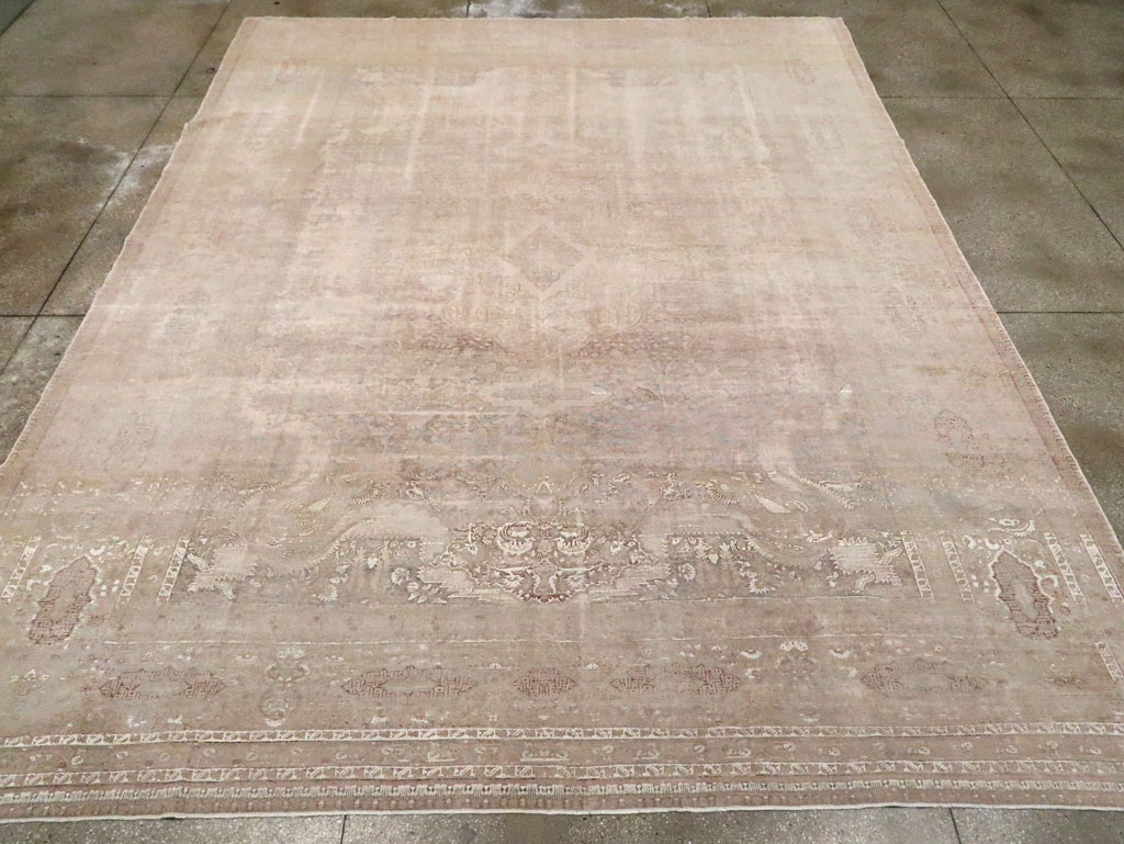 Antique Turkish Kayseri Room Size Carpet, No.30599 - Galerie Shabab