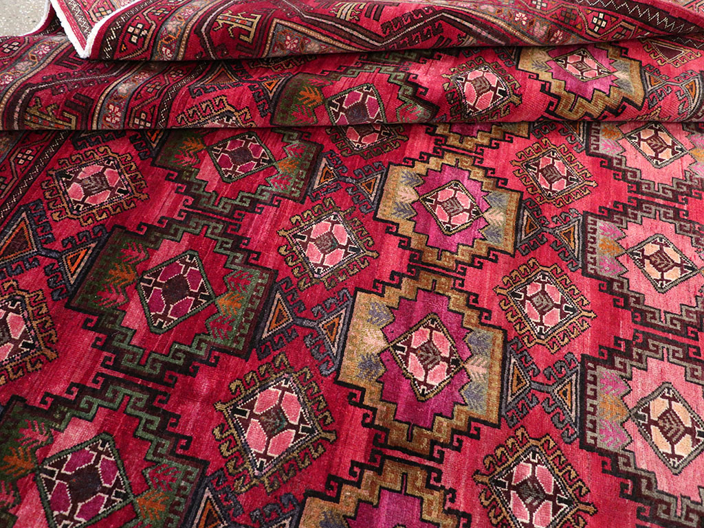 Vintage Central Asia Turkoman Room Size Carpet, No.30601 - Galerie Shabab