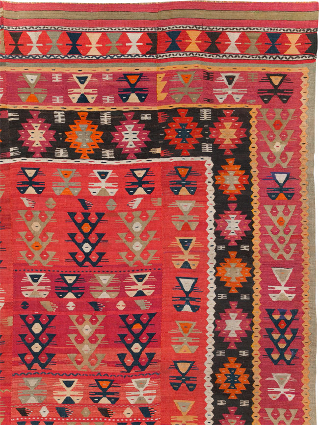 Vintage Turkish Kilim, No.30604 - Galerie Shabab