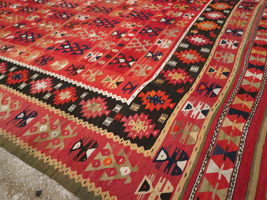 Vintage Turkish Kilim, No.30604 - Galerie Shabab