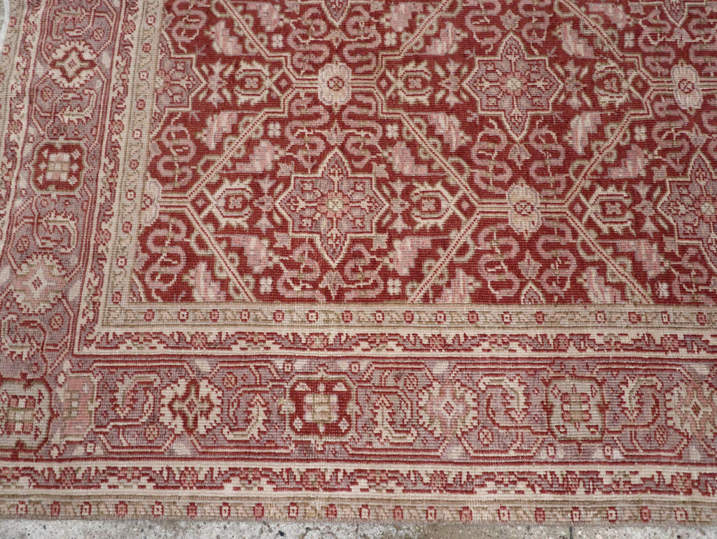 Vintage Turkish Anatolian Accent Rug, No.30607 - Galerie Shabab