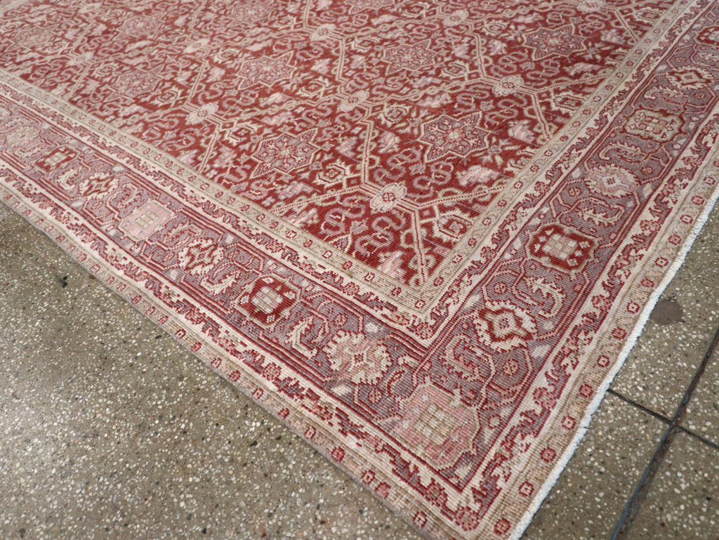 Vintage Turkish Anatolian Accent Rug, No.30607 - Galerie Shabab