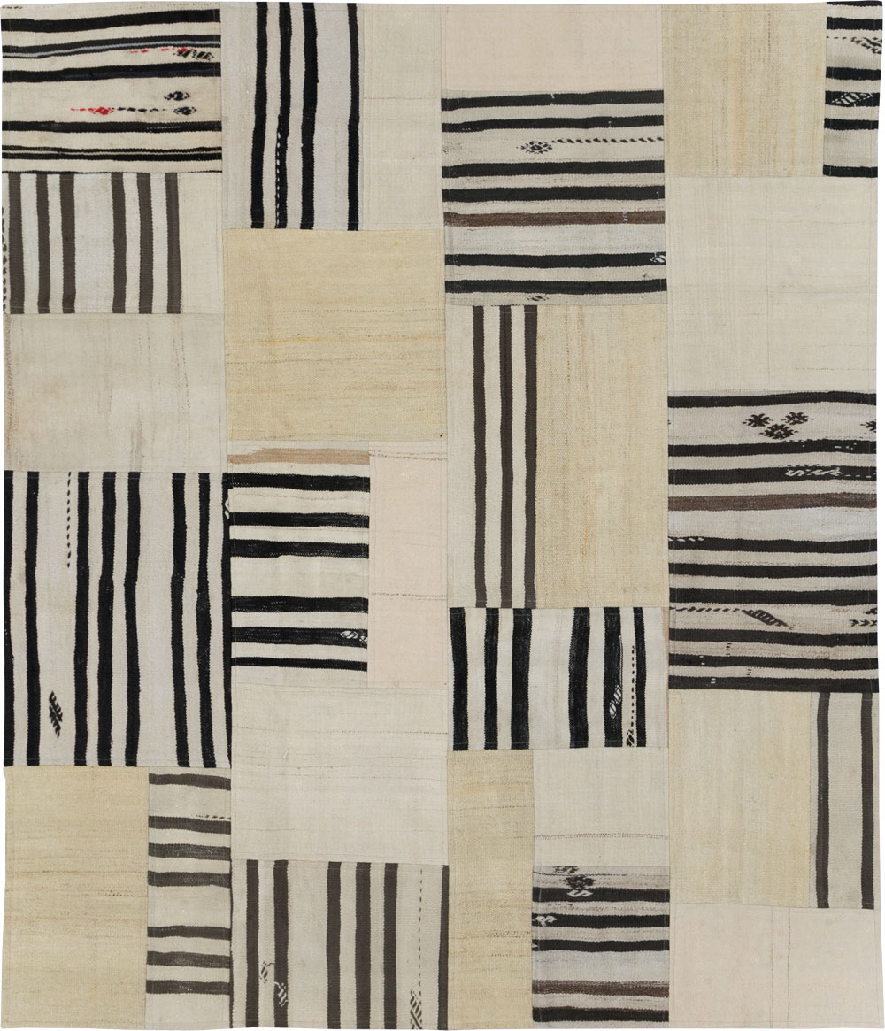 Contemporary Turkish Patchwork Style Flatweave, No.30621 - Galerie Shabab