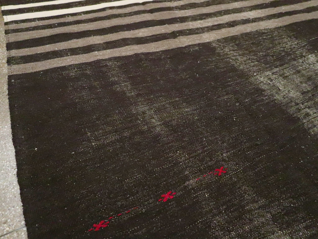 Vintage Turkish Flatweave Kilim Room Size Carpet, No.30625 - Galerie Shabab