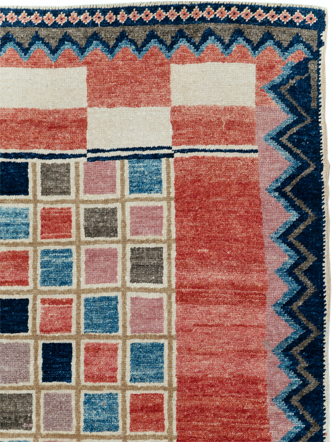 Vintage Turkish Anatolian Accent Carpet, No.30634 - Galerie Shabab