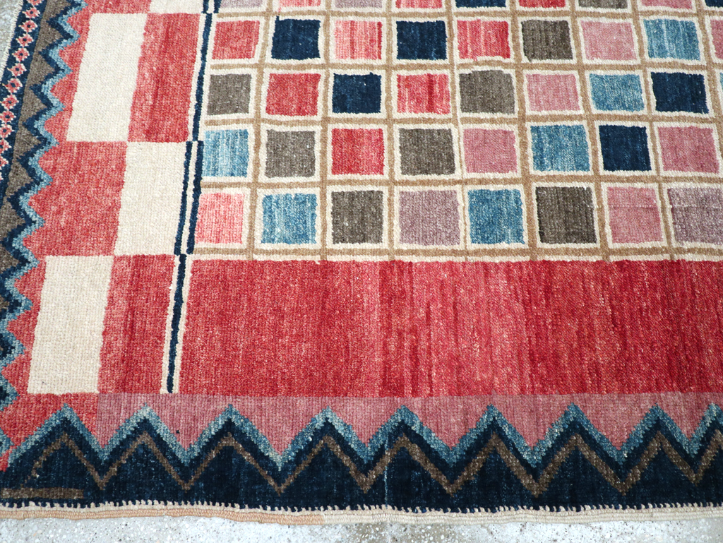 Vintage Turkish Anatolian Accent Carpet, No.30634 - Galerie Shabab