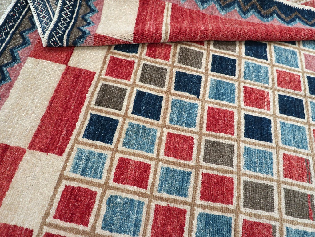 Vintage Turkish Anatolian Accent Carpet, No.30634 - Galerie Shabab