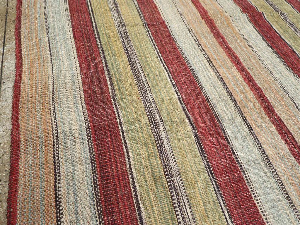 Modern Turkish Flatweave Room Size Carpet, No.30637 - Galerie Shabab