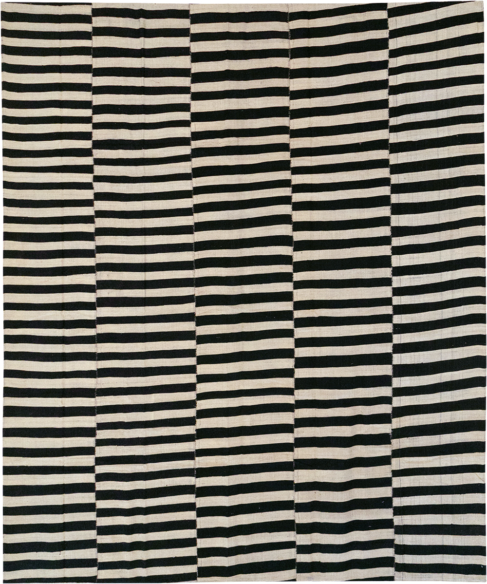 Modern Persian Flatweave Kilim Room Size Carpet, No.30644 - Galerie Shabab