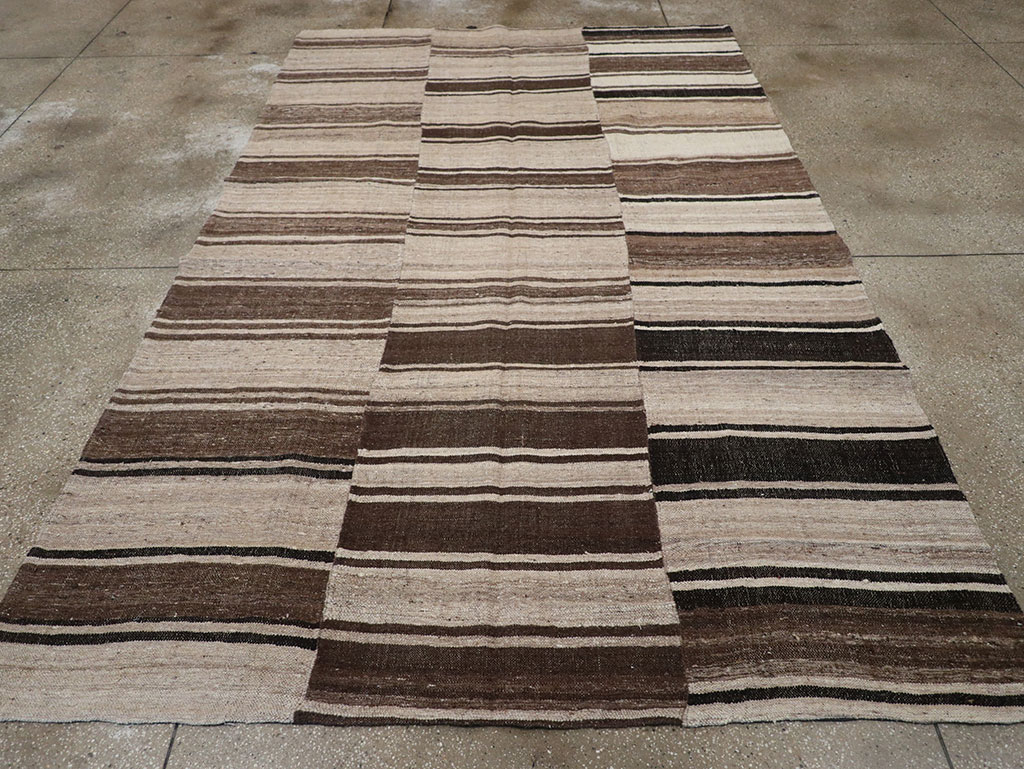 Vintage Turkish Flatweave Kilim Accent Carpet, No.30662 - Galerie Shabab