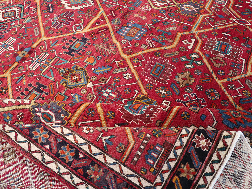 Vintage Persian Heriz Room Size Carpet, No.30663 - Galerie Shabab
