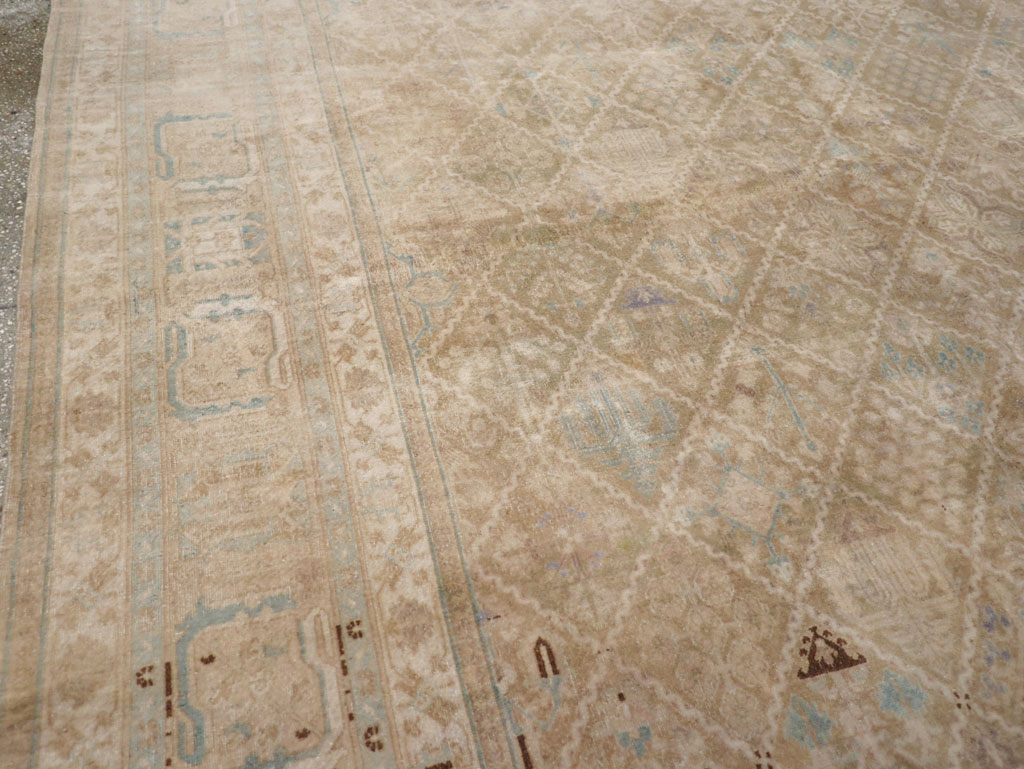Vintage Persian Joshegan Room Size Carpet, No.30671 - Galerie Shabab