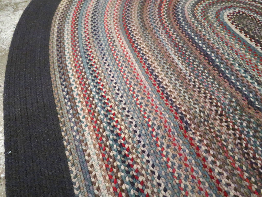 Round Oval Vintage American Braid Small Room Size Carpet, No.30677 - Galerie Shabab