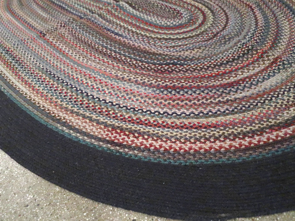 Round Oval Vintage American Braid Small Room Size Carpet, No.30677 - Galerie Shabab