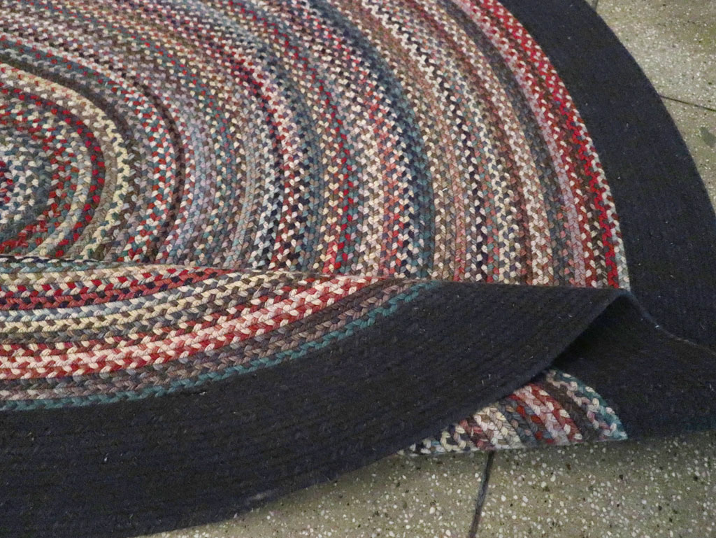Round Oval Vintage American Braid Small Room Size Carpet, No.30677 - Galerie Shabab