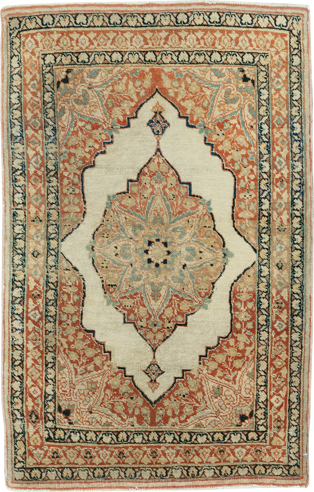 Antique Persian Tabriz Hagi Jalili Rug, No.30685 - Galerie Shabab