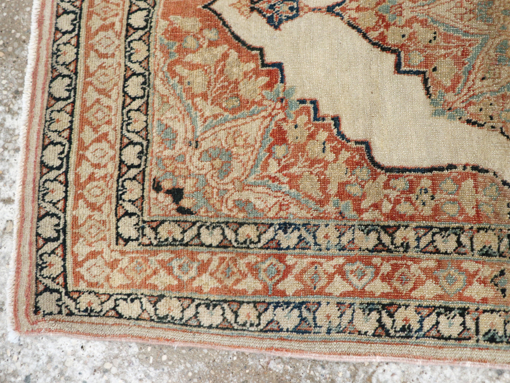 Antique Persian Tabriz Hagi Jalili Rug, No.30685 - Galerie Shabab