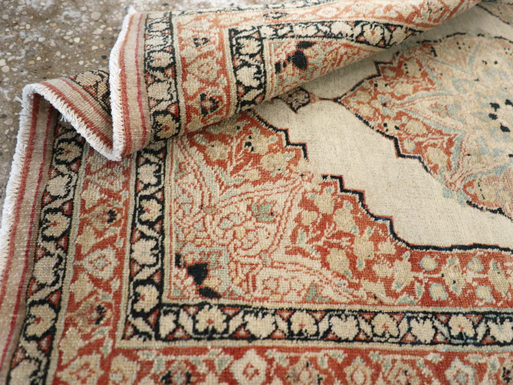 Antique Persian Tabriz Hagi Jalili Rug, No.30685 - Galerie Shabab