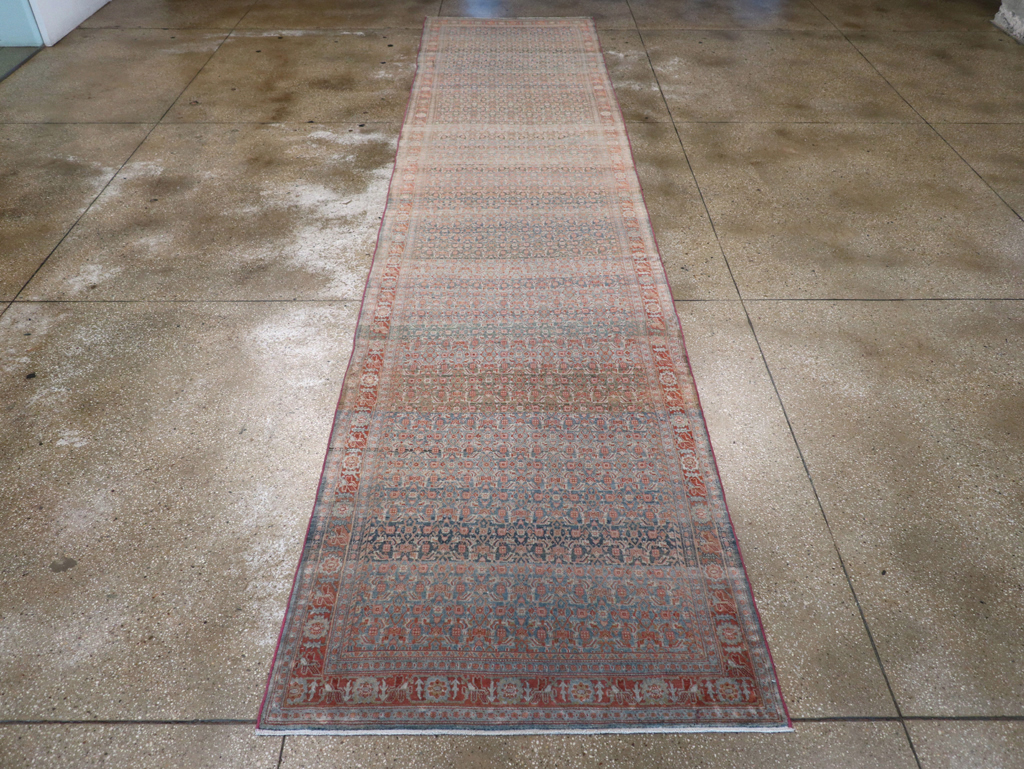 Antique Persian Senneh Malayer Long Runner, No.30687 - Galerie Shabab