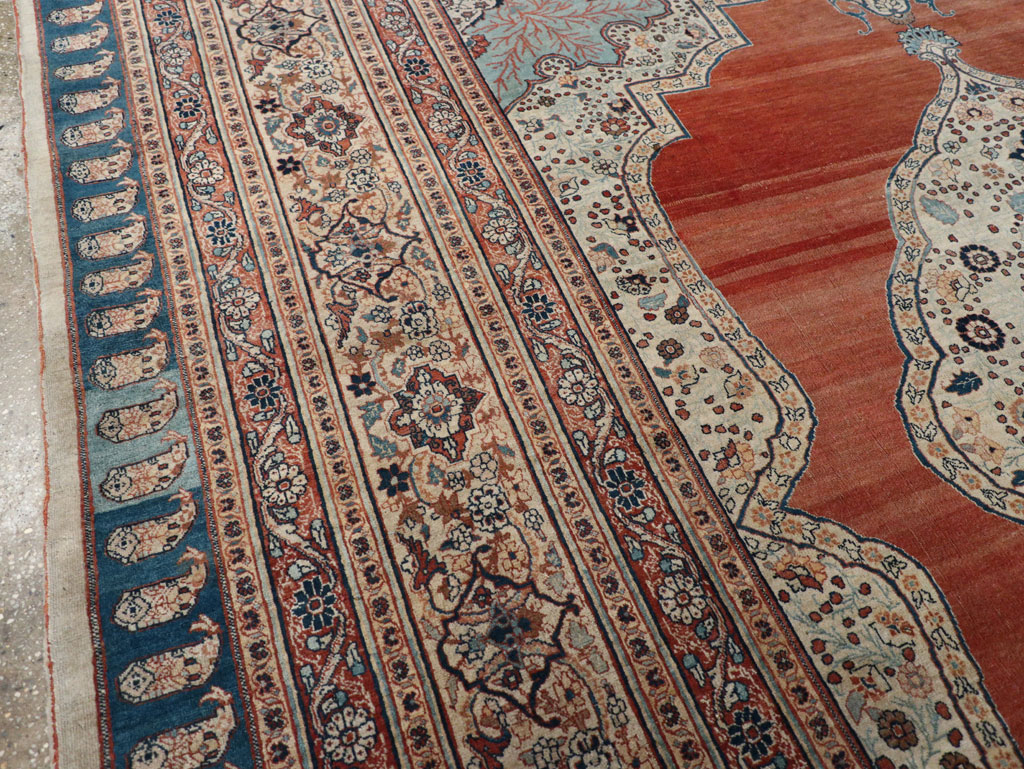 Antique Persian Tabriz Haji Jalili Carpet, No.30690 - Galerie Shabab