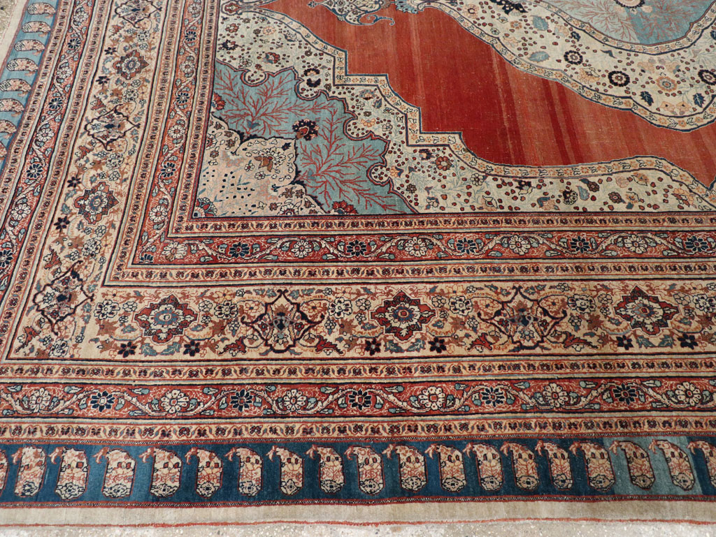 Antique Persian Tabriz Haji Jalili Carpet, No.30690 - Galerie Shabab