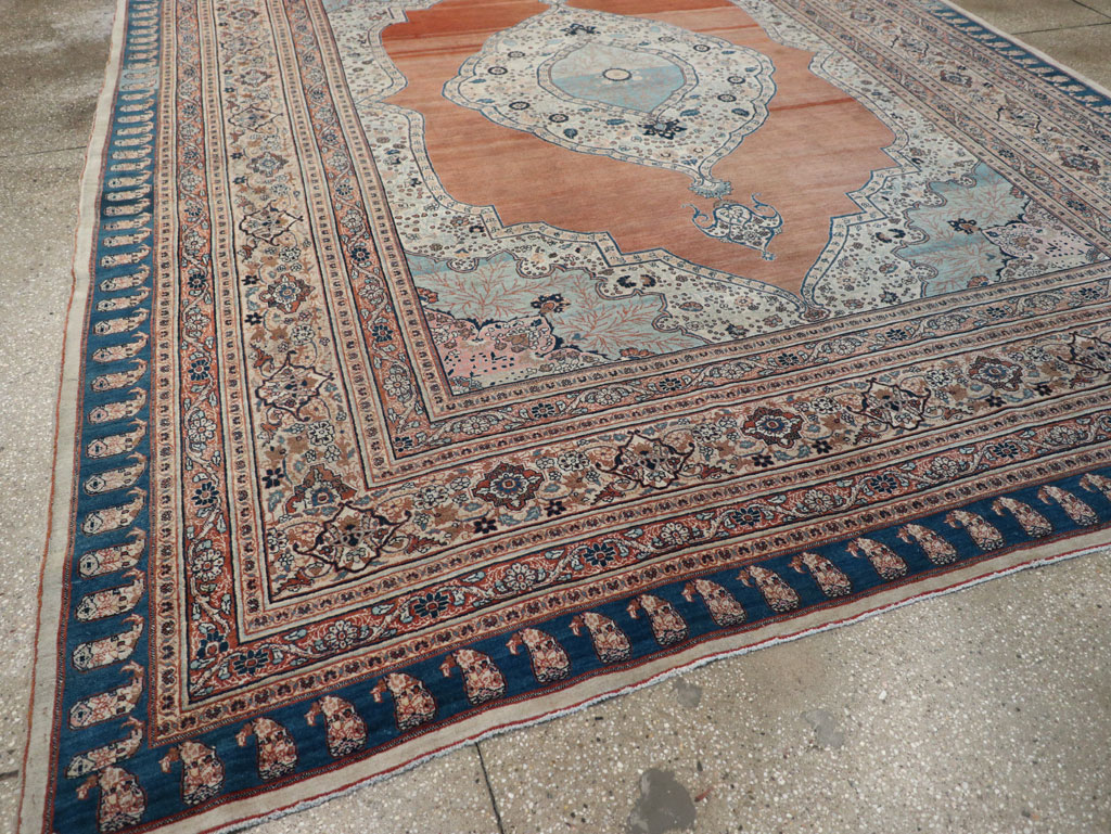 Antique Persian Tabriz Haji Jalili Carpet, No.30690 - Galerie Shabab