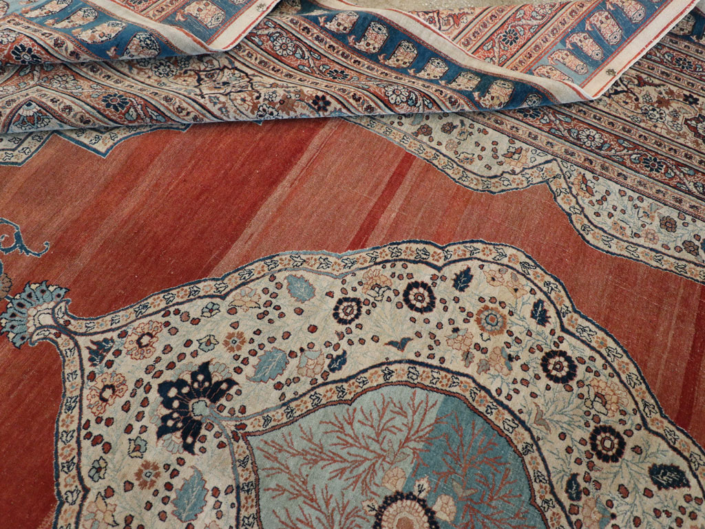 Antique Persian Tabriz Haji Jalili Carpet, No.30690 - Galerie Shabab