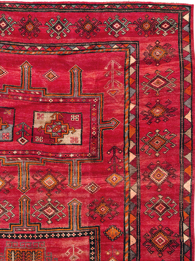 Vintage Turkish Anatolian Room Size Carpet, No.30691 - Galerie Shabab