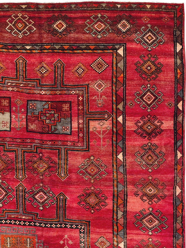 Vintage Turkish Anatolian Room Size Carpet, No.30691 - Galerie Shabab
