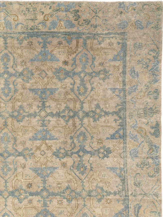 Antique Chinese Cuenca Square Room Size Carpet, No.30696 - Galerie Shabab