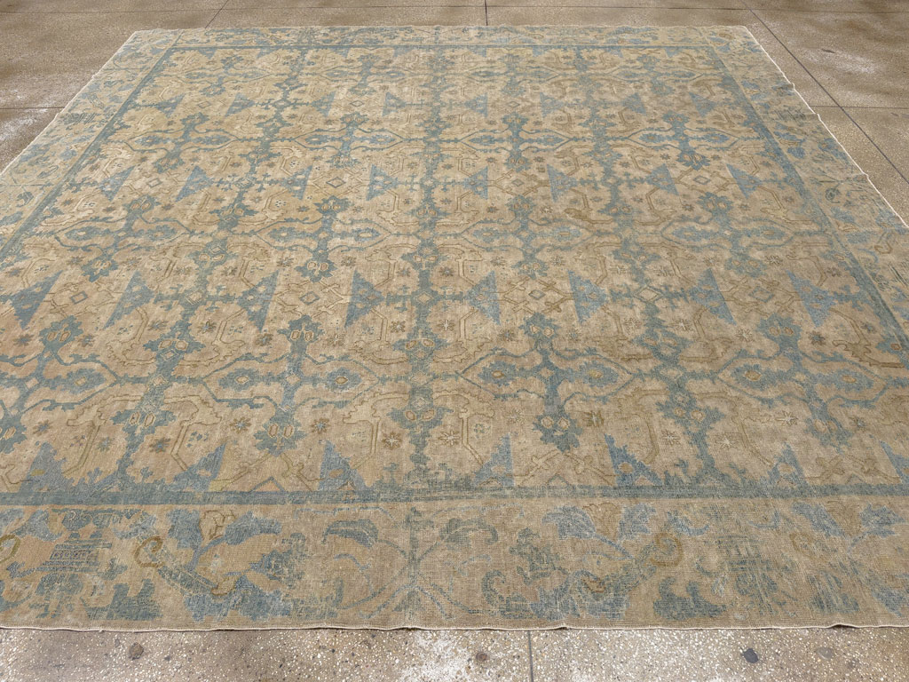Antique Chinese Cuenca Square Room Size Carpet, No.30696 - Galerie Shabab