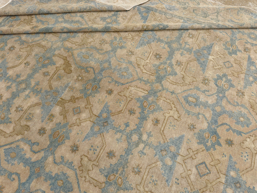 Antique Chinese Cuenca Room Size Carpet, No.30696 - Galerie Shabab