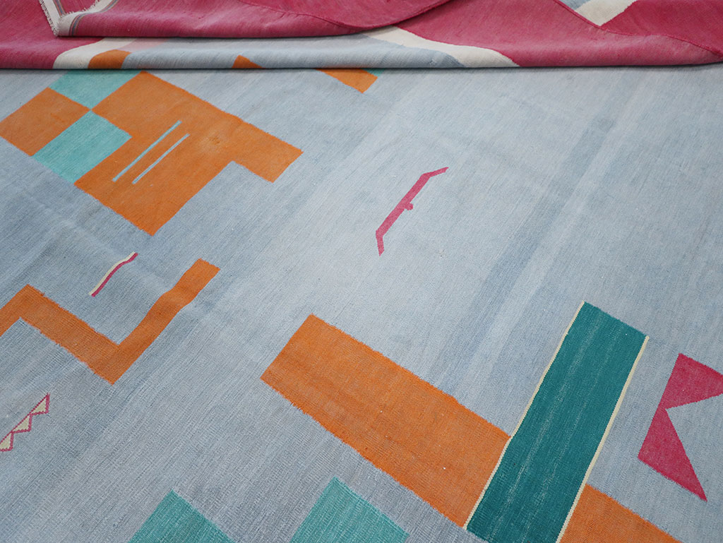 Vintage Indian Flatweave Dhurrie Room Size Carpet, No.30697 - Galerie Shabab