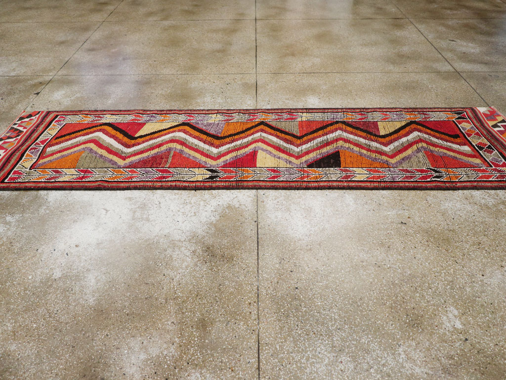 Vintage Turkish Anatolian Runner, No.30699 - Galerie Shabab