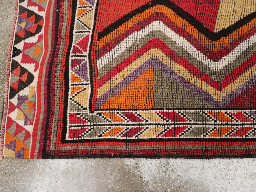 Vintage Turkish Anatolian Runner, No.30699 - Galerie Shabab