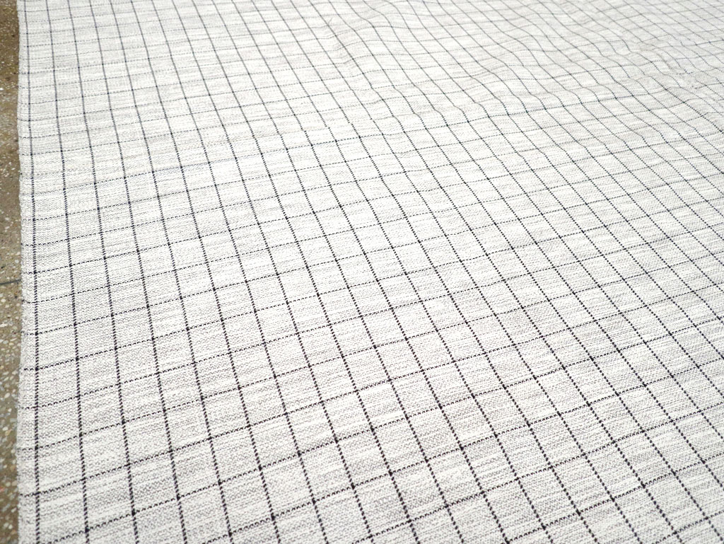 Contemporary Turkish Flatweave Kilim Room Size Carpet, No.30702 - Galerie Shabab